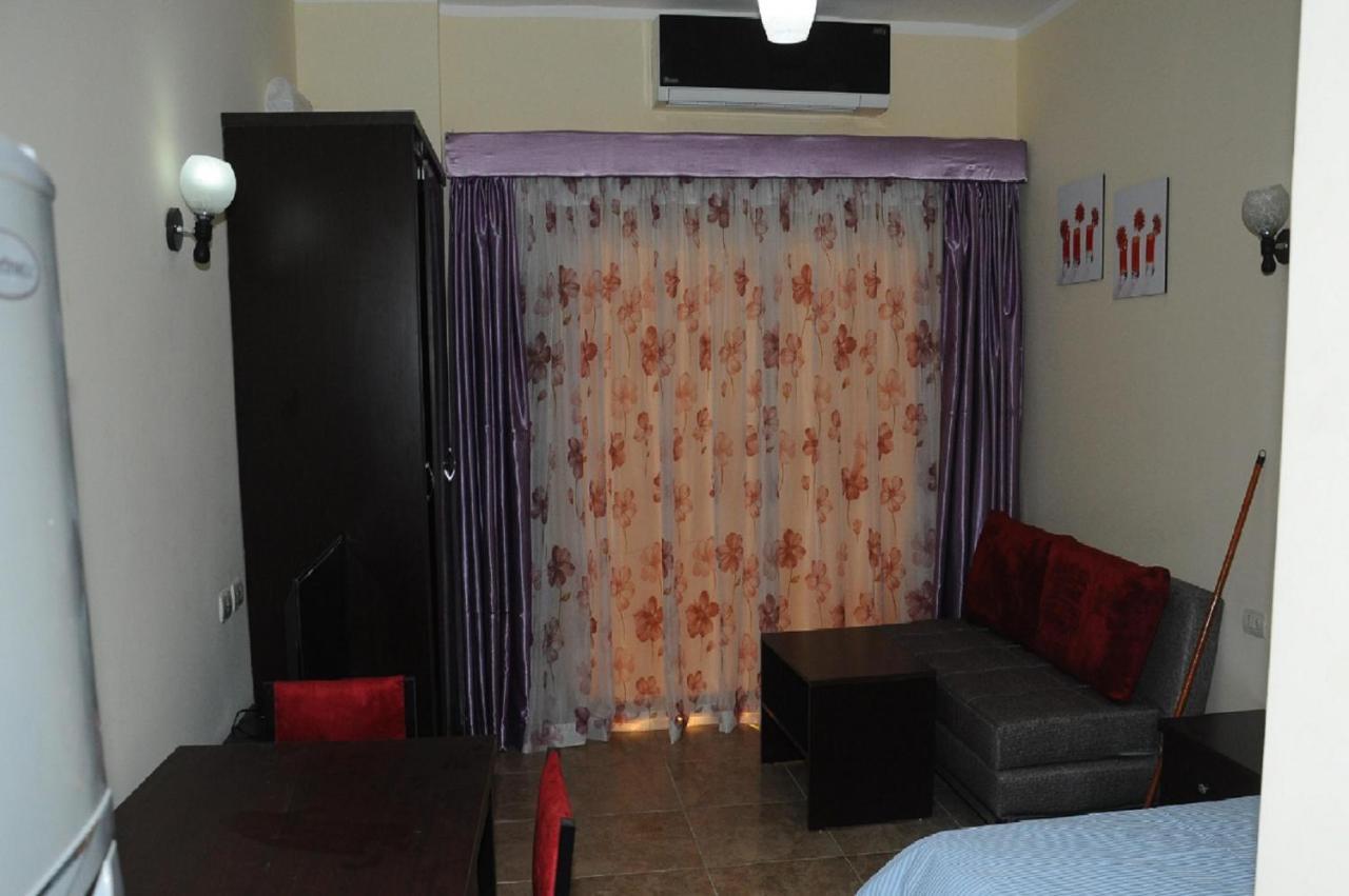 Studio H In Florenza Khamsin Hurgada Dış mekan fotoğraf